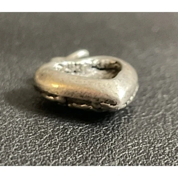 Vintage Heart Charm Pendant Floral Silver Tone Dimensional  Valentine Jewelry - Picture 3 of 6